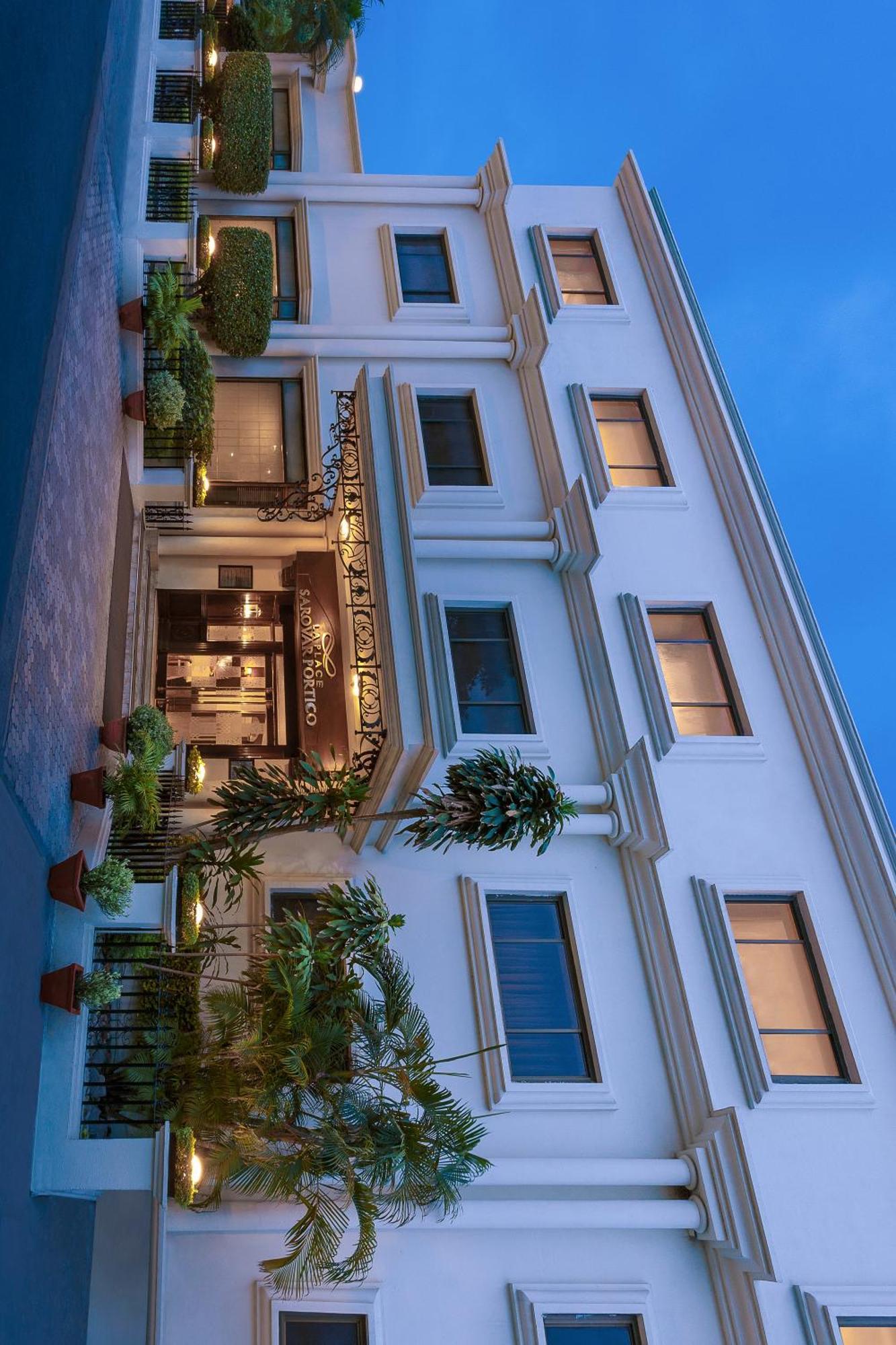La Place Sarovar Portico Лакхнау Экстерьер фото